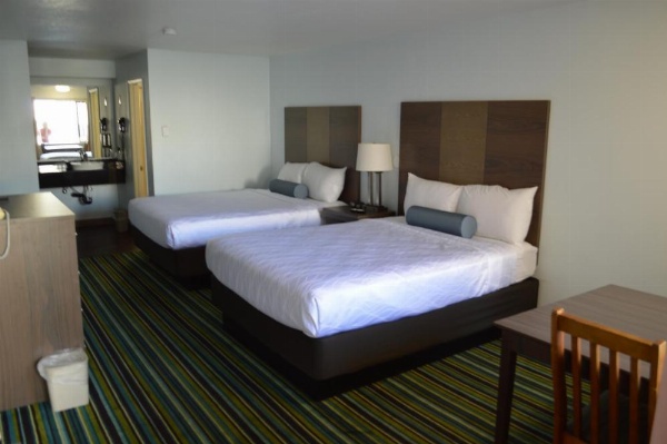 Brookings Inn Resort image 17