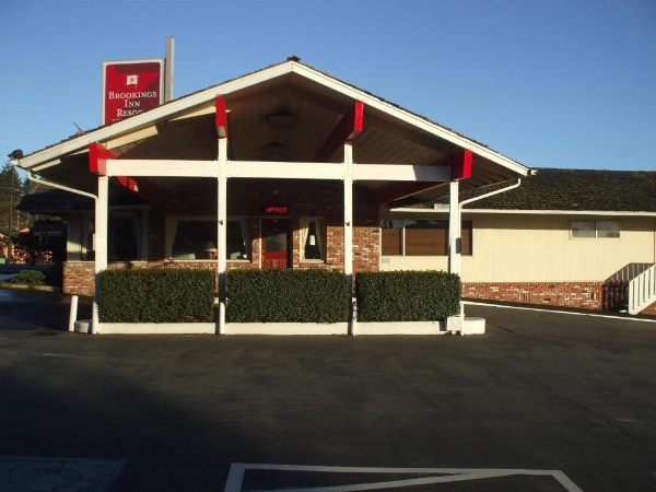 Brookings Inn Resort image 19