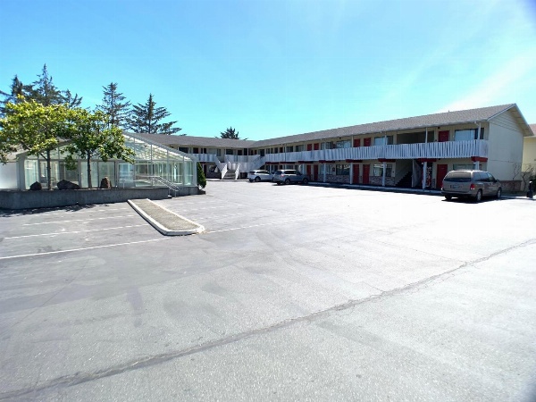 Brookings Inn Resort image 4